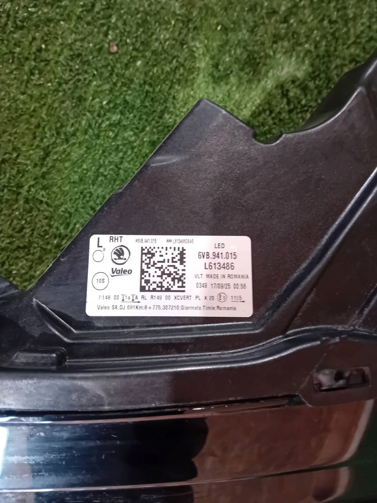 Frontscheinwerfer Skoda Fabia IV 6VB941015 Links Scheinwerfer Headlight SCH7144223386ih