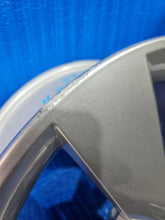 Laden Sie das Bild in den Galerie-Viewer, 1x Alufelge 17 Zoll 7.0&quot; 5x112 5JA601025H Skoda Roomster Rim Wheel