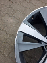 Load image into Gallery viewer, 1x Alufelge 21 Zoll 10.0" 5x112 20ET Glanz Grau 4M8601025AA Audi Q8 Mg Rim Wheel FEL6704680443ap