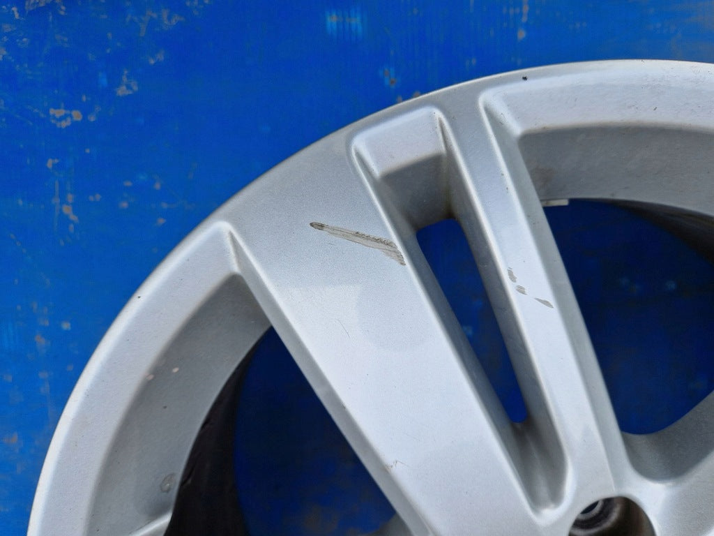 1x Alufelge 16 Zoll 6.5" 5x112 50ET Glanz Silber 5C0601025AB VW Jetta Rim Wheel FEL6638365126rh