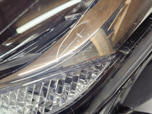 Laden Sie das Bild in den Galerie-Viewer, Frontscheinwerfer Toyota C-Hr Chr 81150-F4180-00 Full LED Rechts oder Links