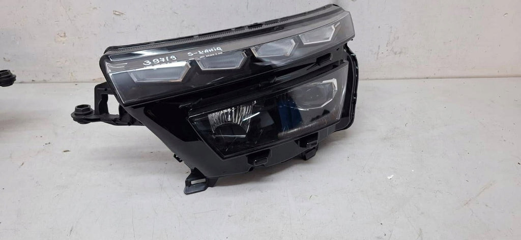 Frontscheinwerfer Skoda Kamiq 0021383304 658941016 Links Scheinwerfer Headlight SCH5597002013kq
