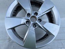 Load image into Gallery viewer, 1x Alufelge 17 Zoll 7.0" 5x112 45ET Glanz Silber 5L0601025G Skoda Yeti Rim Wheel FEL7453044073wk