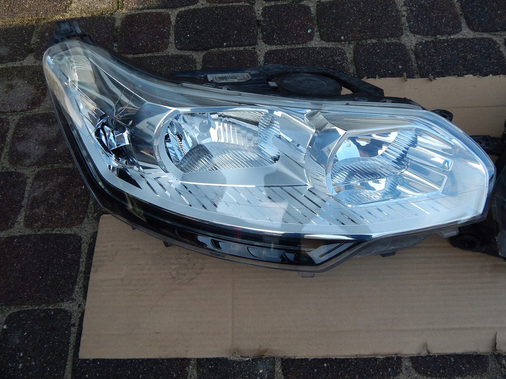 Frontscheinwerfer Citroën C5 Ein Stück (Rechts oder Links) Headlight