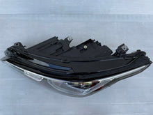 Laden Sie das Bild in den Galerie-Viewer, Frontscheinwerfer VW Golf VIII 5H1941035 LED Links Scheinwerfer Headlight SCH9250502586rg