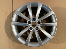 Load image into Gallery viewer, 1x Alufelge 18 Zoll 7.5&quot; 5x112 51ET 5E0601025Q Skoda Octavia Iii Rim Wheel