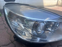 Laden Sie das Bild in den Galerie-Viewer, Frontscheinwerfer Mercedes-Benz W204 A2048203061 Links Scheinwerfer Headlight SCH6437333745sj