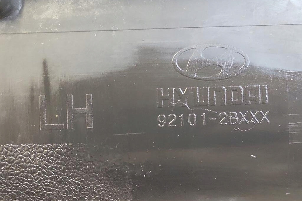 Frontscheinwerfer Hyundai Santa Fé II 92101-2BXXX Ein Stück (Rechts oder Links)