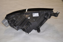 Laden Sie das Bild in den Galerie-Viewer, Frontscheinwerfer Seat Ateca 576941031B Full LED Links Scheinwerfer Headlight