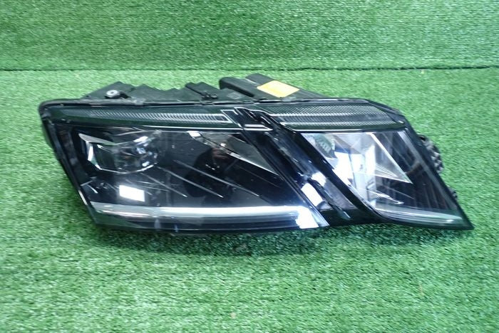 Frontscheinwerfer Skoda Octavia III 5E1941016D Rechts Scheinwerfer Headlight SCH1008090637nz