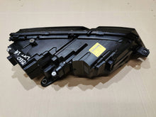 Laden Sie das Bild in den Galerie-Viewer, Frontscheinwerfer Skoda Octavia III 5E1941015 Links Scheinwerfer Headlight SCH7844847439uu