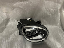 Laden Sie das Bild in den Galerie-Viewer, Frontscheinwerfer Mini Countryman F60 5A04D94-03 LED Rechts Headlight SCH7257390280fp