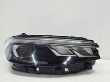 Load image into Gallery viewer, Frontscheinwerfer VW Passat 3J1941006 Rechts Scheinwerfer Headlight SCH8111524446sz