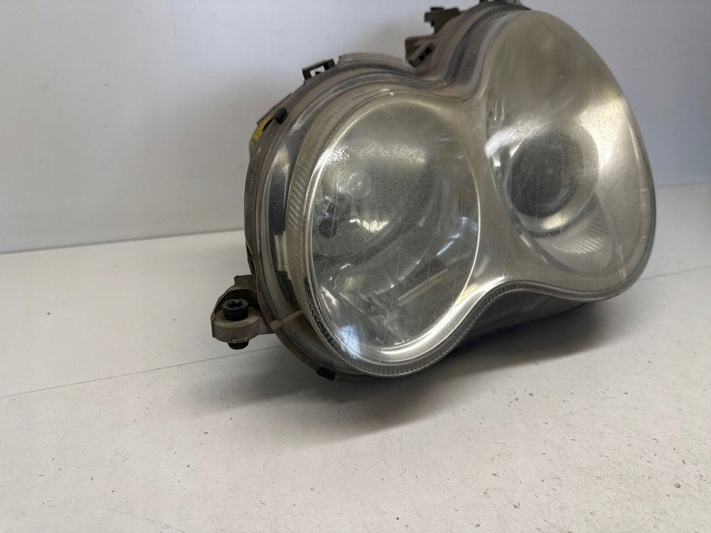 Frontscheinwerfer Mercedes-Benz W203 A2038203559 Rechts Scheinwerfer Headlight SCH9075466303ow