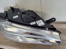 Load image into Gallery viewer, Frontscheinwerfer BMW X5 F15 7317110 Rechts Scheinwerfer Headlight SCH8840008410fb