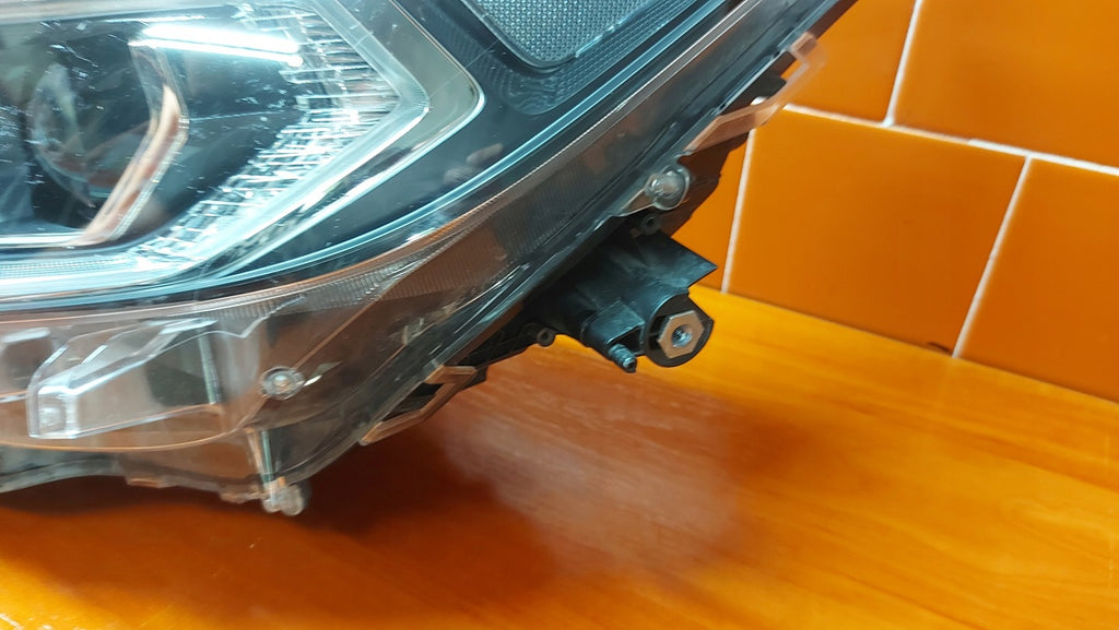 Frontscheinwerfer Toyota V 81185-42A33 LED Links Scheinwerfer Headlight