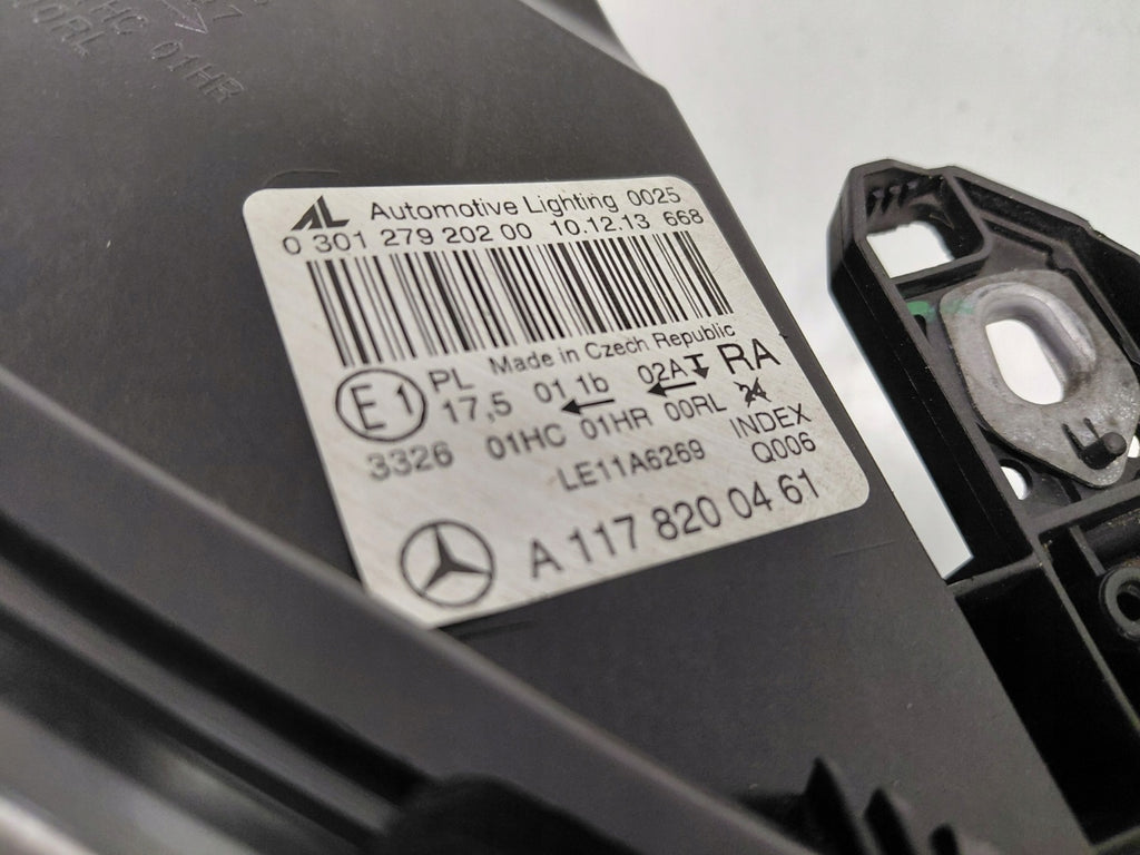 Frontscheinwerfer Mercedes-Benz Cla A1178200461 Rechts Scheinwerfer Headlight SCH5202381046yi