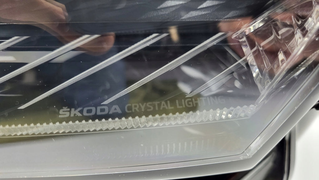 Frontscheinwerfer Skoda Karoq 57B941035 LED Links Scheinwerfer Headlight SCH3049379045od