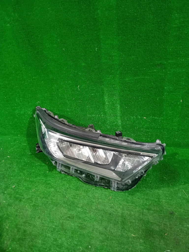Frontscheinwerfer Toyota V Rechts Scheinwerfer Headlight SCH5754091886eq