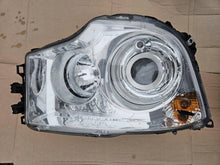 Laden Sie das Bild in den Galerie-Viewer, Frontscheinwerfer Mercedes-Benz A9608202739 Xenon Rechts Scheinwerfer Headlight SCH8940994017pq