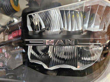 Laden Sie das Bild in den Galerie-Viewer, Frontscheinwerfer Man 36251016072 Links Scheinwerfer Headlight SCH4079849613kn