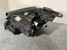 Laden Sie das Bild in den Galerie-Viewer, Frontscheinwerfer Mercedes-Benz W213 A2139069608KZ LED Rechts Headlight SCH9661287384ur