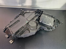 Laden Sie das Bild in den Galerie-Viewer, Frontscheinwerfer Audi A4 Avant 8W0941036E 030111723600 LED Rechts Headlight SCH8971229780bz