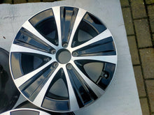 Laden Sie das Bild in den Galerie-Viewer, 1x Alufelge 18 Zoll 8.0&quot; 5x112 43ET Glanz Schwarz A2134013700 Mercedes-Benz W213