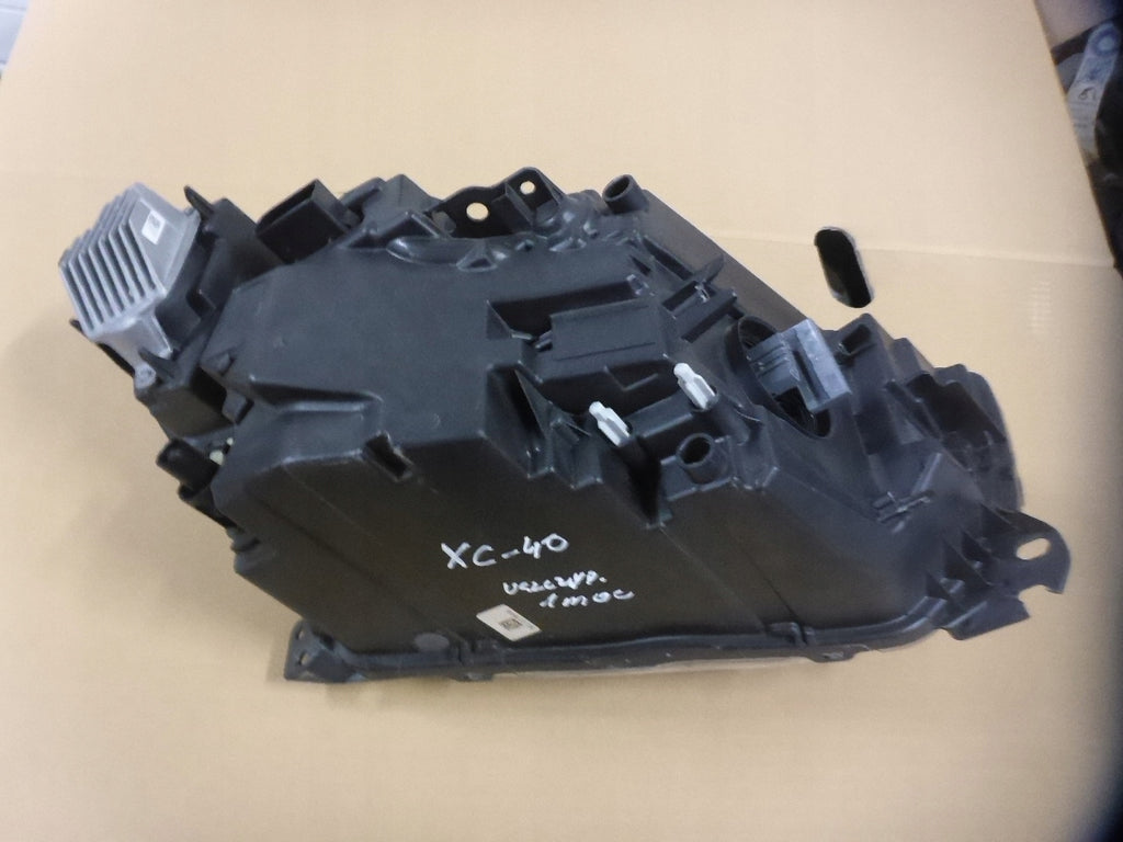 Frontscheinwerfer Volvo Xc40 32342524 LED Ein Stück (Rechts oder Links) SCH3922027137qs