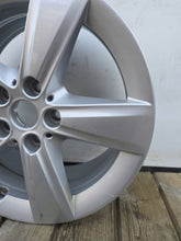 Laden Sie das Bild in den Galerie-Viewer, 1x Alufelge 17 Zoll 7.5" 5x112 54ET Silber 6855087 BMW Rim Wheel FEL2688905208mh