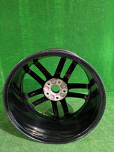 Laden Sie das Bild in den Galerie-Viewer, 1x Alufelge 18 Zoll 7.5" 5x112 49ET Glanz Silber 5G0601025A0 VW Golf Vii FEL7148052109er