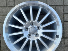 Laden Sie das Bild in den Galerie-Viewer, 1x Alufelge 18 Zoll 8.0" 5x112 47ET Glanz Silber 8K0071498 Audi Rim Wheel FEL9806030256fj