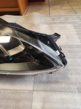 Load image into Gallery viewer, Frontscheinwerfer Ford Kuga Rechts Scheinwerfer Headlight SCH1142534899ew