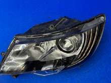 Laden Sie das Bild in den Galerie-Viewer, Frontscheinwerfer Skoda Superb II 3T1941017 Xenon Links Scheinwerfer Headlight