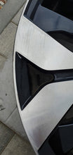 Load image into Gallery viewer, 1x Alufelge 18 Zoll 7.5" 5x114.3 45ET Glanz Schwarz 403007567R Renault Arkana FEL6890084398es