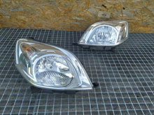 Laden Sie das Bild in den Galerie-Viewer, Frontscheinwerfer Fiat Fiorino Ein Satz Scheinwerfer Headlight SCH3095104371vf