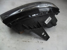 Laden Sie das Bild in den Galerie-Viewer, Frontscheinwerfer Jeep Grand Cherokee Wk2 T77818B 68266646AF Rechts Headlight SCH8405776866wt