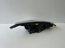 Laden Sie das Bild in den Galerie-Viewer, Frontscheinwerfer Ford Fiesta H1BB-13W030-AD Links Scheinwerfer Headlight SCH1533072618de