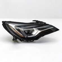 Laden Sie das Bild in den Galerie-Viewer, Frontscheinwerfer Opel Astra 39111150 LED Rechts Scheinwerfer Headlight