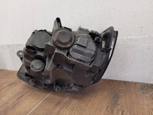 Laden Sie das Bild in den Galerie-Viewer, Frontscheinwerfer VW Transporter Caravelle 7E1941016AD Rechts Headlight