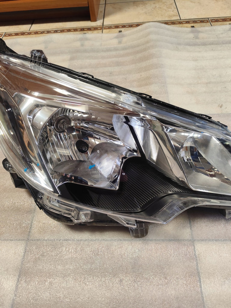 Frontscheinwerfer Mitsubishi Space W Star 8301D446 FALSE Scheinwerfer Headlight SCH3778926929yj