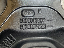 Load image into Gallery viewer, 1x Alufelge 17 Zoll 6.5" 5x114.3 50ET 403003302R Dacia Duster II Megane 1 I FEL2740380308ox