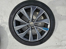 Load image into Gallery viewer, 1x Alufelge 16 Zoll 7.0" 5x100 46ET Glanz Schwarz 6V0601025G Skoda Fabia Iii FEL6841272393vt