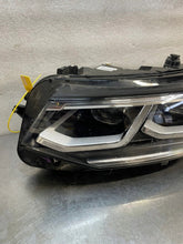 Laden Sie das Bild in den Galerie-Viewer, Frontscheinwerfer VW Tiguan 5NN941081D Links Scheinwerfer Headlight SCH1145067512dl