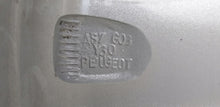 Load image into Gallery viewer, 1x Alufelge 15 Zoll 6.0" 4x100 23ET Glanz Silber 9673773577 Peugeot 208 FEL3616084752xs