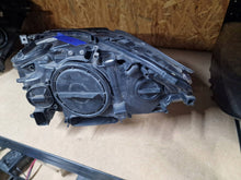 Laden Sie das Bild in den Galerie-Viewer, Frontscheinwerfer BMW 5 F11 F10 1LL01013104 010131040060928028862887 Rechts SCH6492087087jc