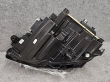 Laden Sie das Bild in den Galerie-Viewer, Frontscheinwerfer Audi E-Tron 89A941036SCZ LED Rechts Scheinwerfer Headlight SCH8799229344xo