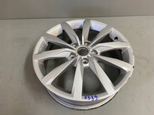 Load image into Gallery viewer, 1x Alufelge 17 Zoll 6.0" 5x112 48ET Glanz 5G0601025 VW Golf Vii Rim Wheel FEL6723913769nz
