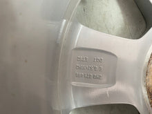 Load image into Gallery viewer, 1x Alufelge 16 Zoll 6.5" 5x120 62ET 2H0071496 VW Amarok Rim Wheel FEL6057109135ml