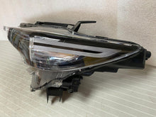 Laden Sie das Bild in den Galerie-Viewer, Frontscheinwerfer Mazda Cx5 K124-51040 LED Links Scheinwerfer Headlight SCH1983635368ij